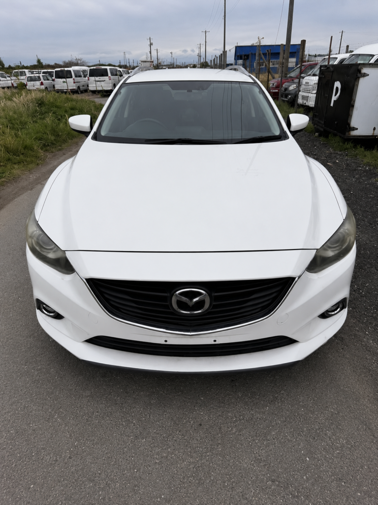 Mazda Atenza (2013)